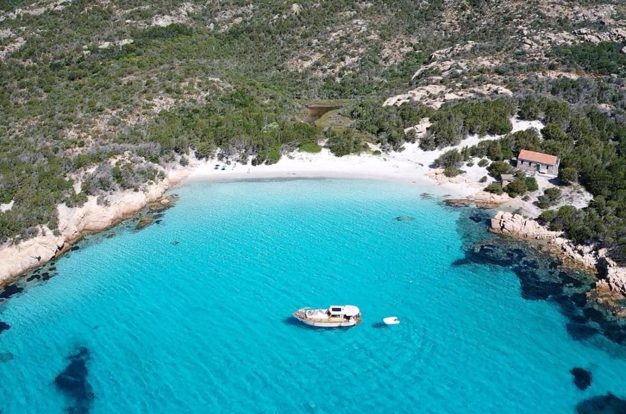 Hotel Villa Del Parco La Maddalena  Eksteriør billede