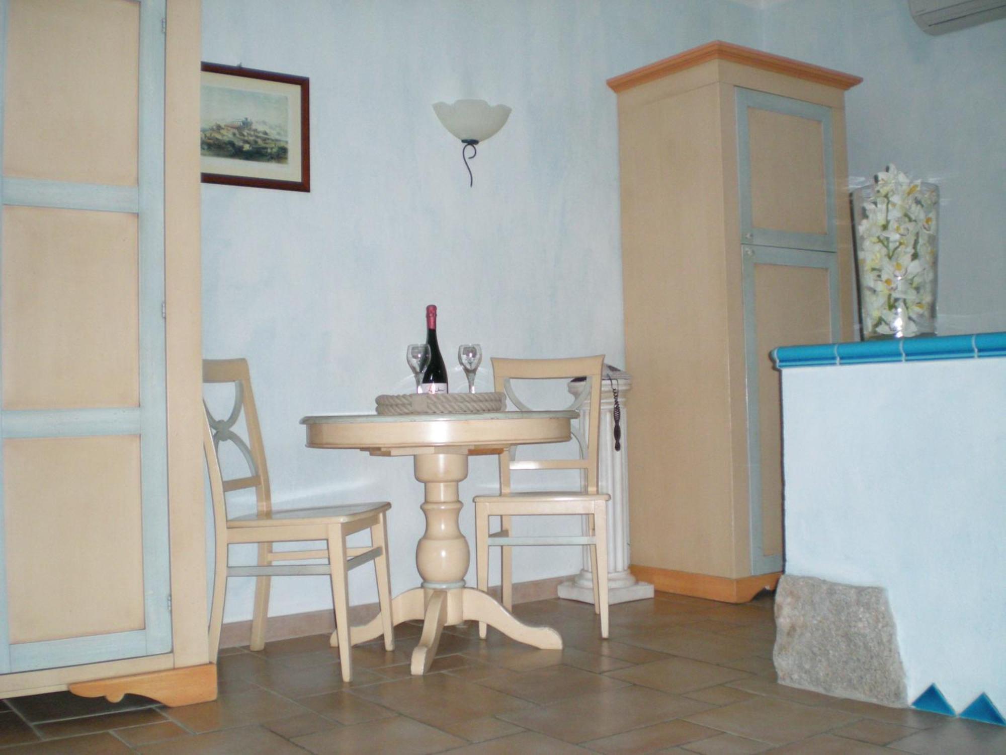 Hotel Villa Del Parco La Maddalena  Eksteriør billede