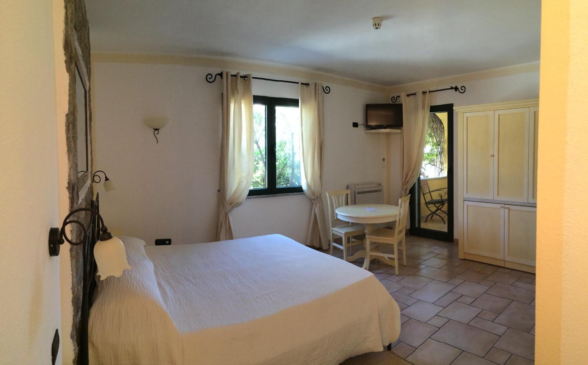 Hotel Villa Del Parco La Maddalena  Værelse billede