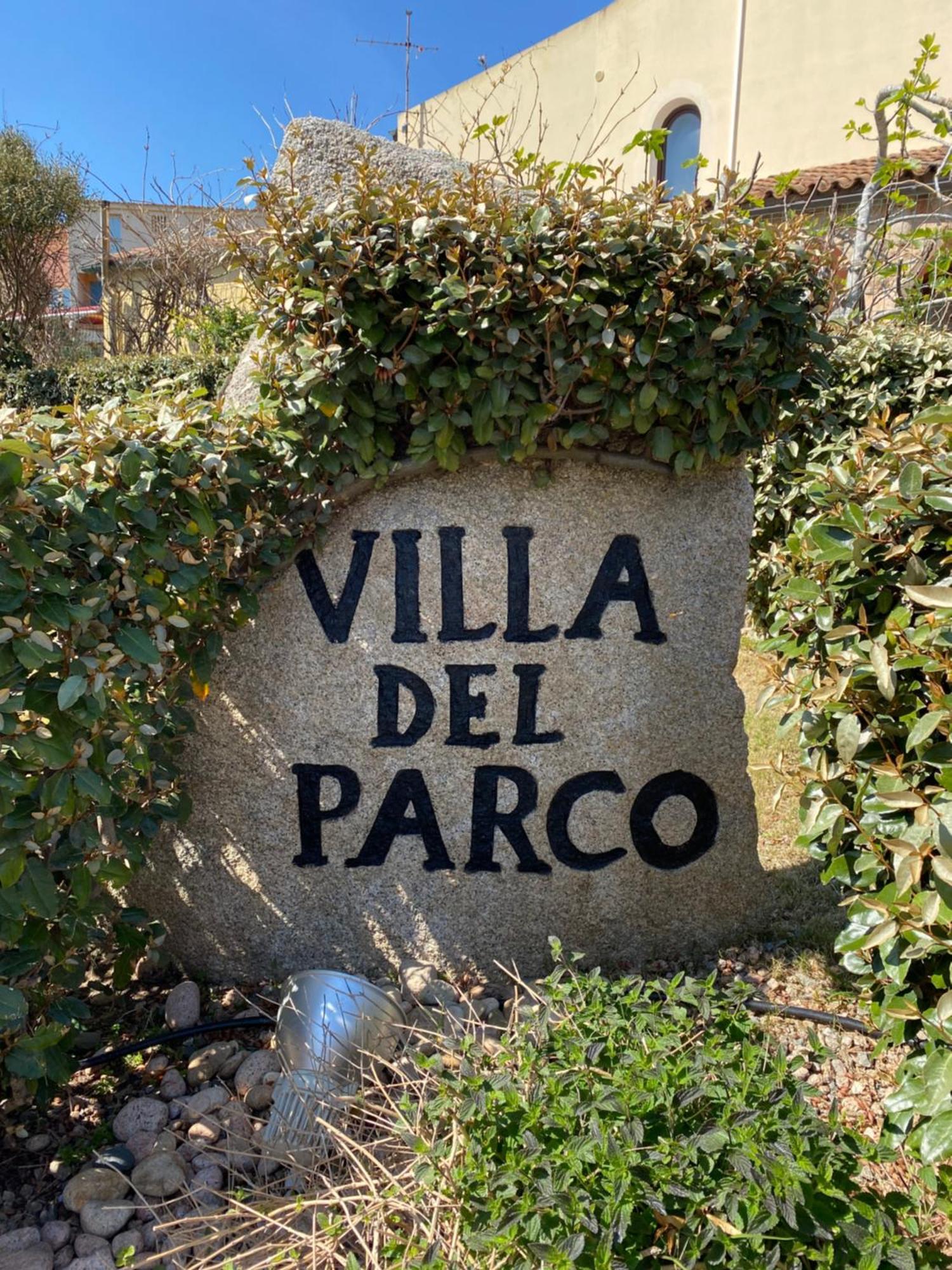 Hotel Villa Del Parco La Maddalena  Eksteriør billede