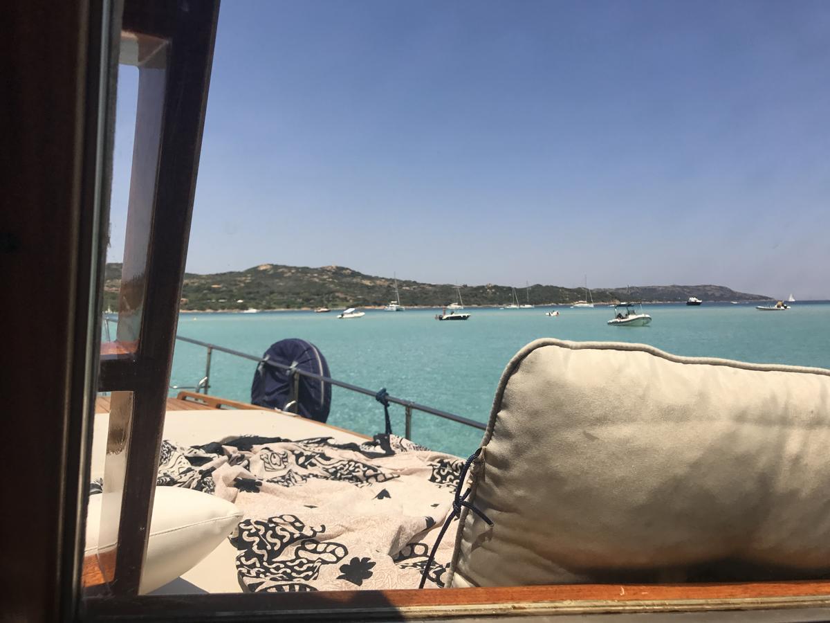 Hotel Villa Del Parco La Maddalena  Eksteriør billede